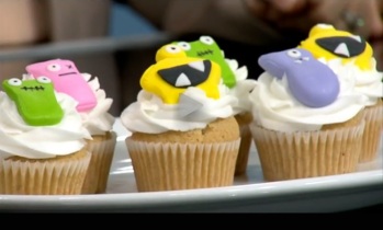 MONSTER CUPCAKES MASS APPEAL